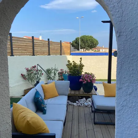 Hacienda De *